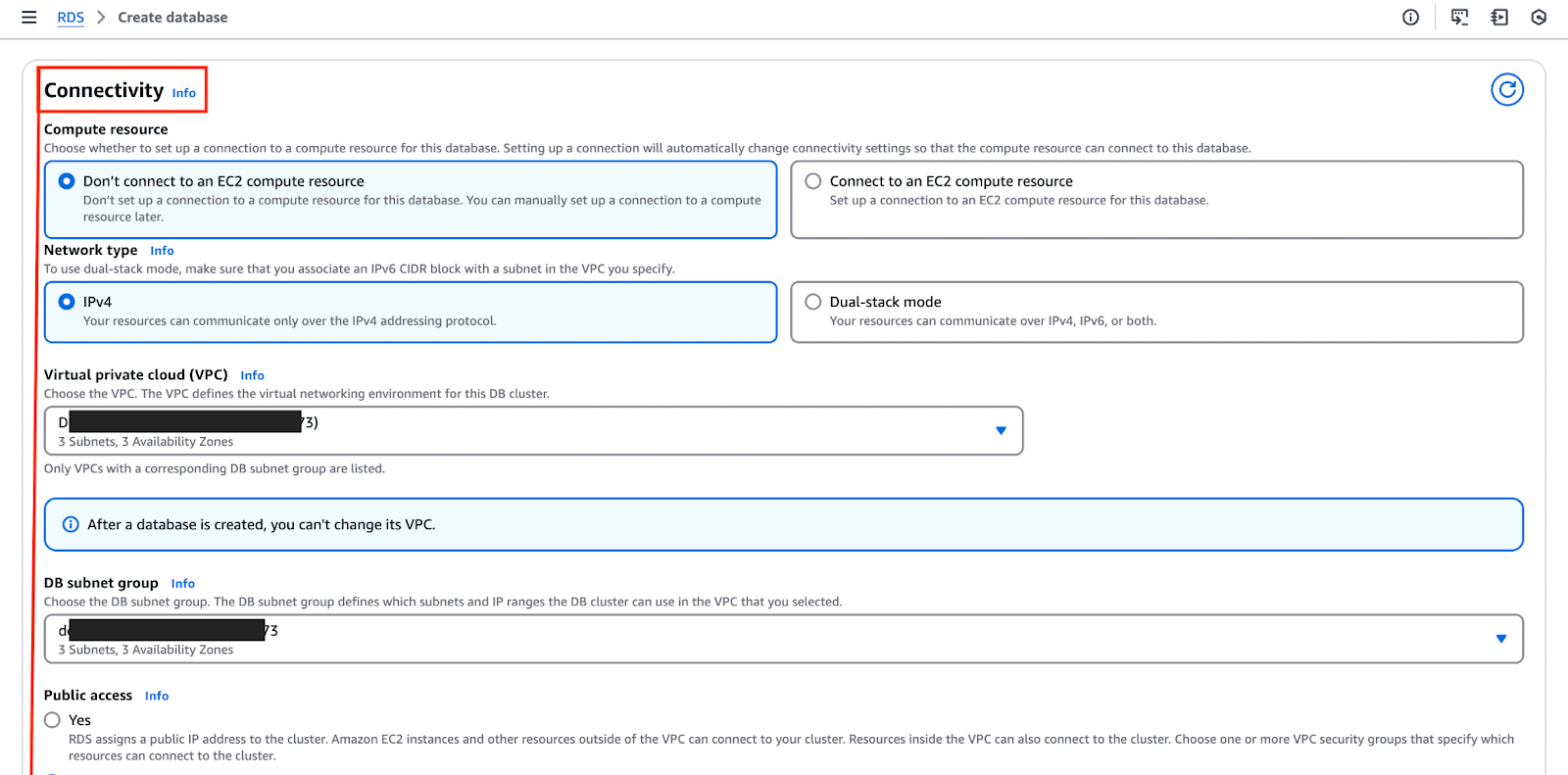 Captura de tela da página de configuração do banco de dados do AWS RDS, exibindo as opções de conectividade.
