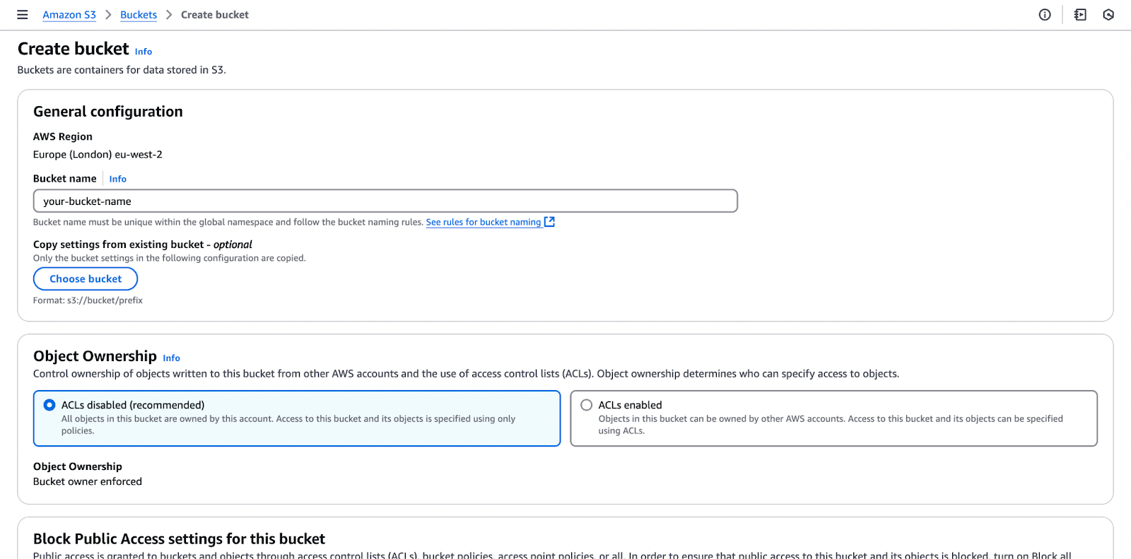 Screenshot of the AWS S3 console showing how to create a new bucket.