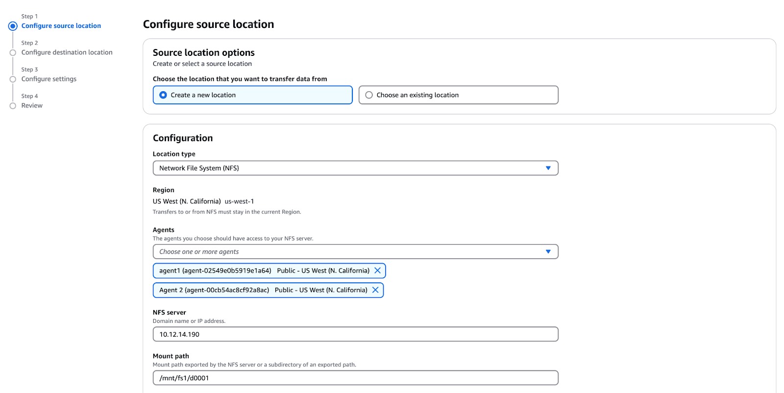 Die WS DataSync-Konsole zeigt den Schritt "Quellspeicherort konfigurieren". Die Schnittstelle zeigt Optionen zum Erstellen eines neuen Quellspeichers mit "Network File System (NFS)" als Speichertyp an
