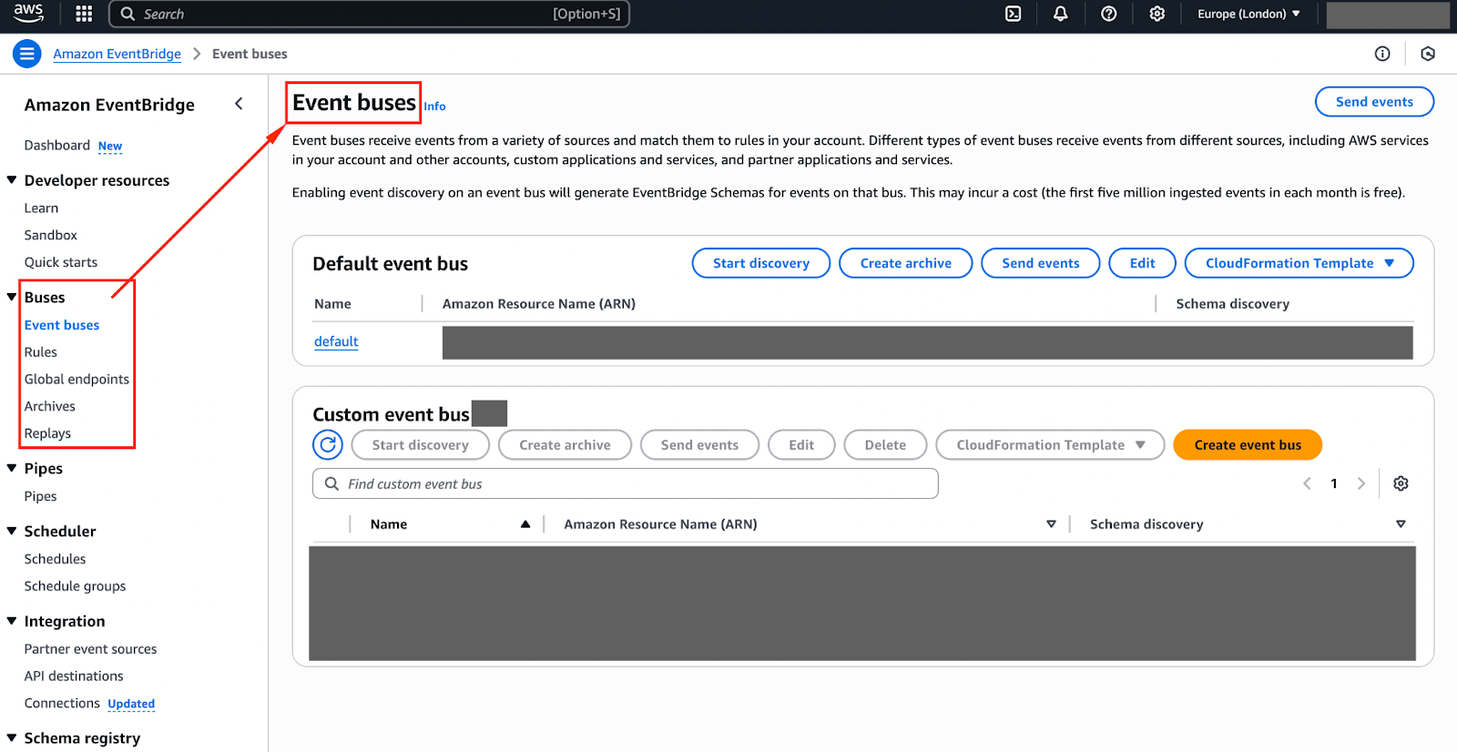 Bild mit einem Screenshot der AWS-Konsole, der den Abschnitt „EventBridge-Busse“ zeigt.