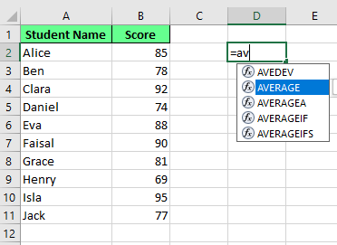 Um Fehler zu vermeiden, verwende den Autovervollständigungsvorschlag in Excel.