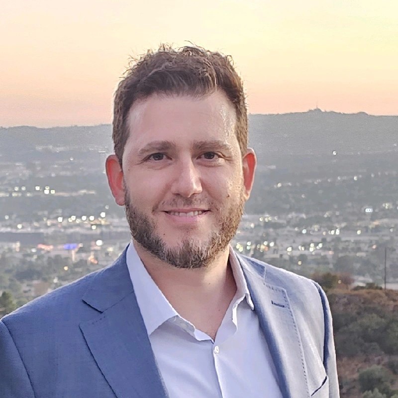 Alejandro Ades Headshot