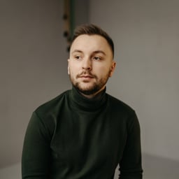 Aleksei Kurov头像