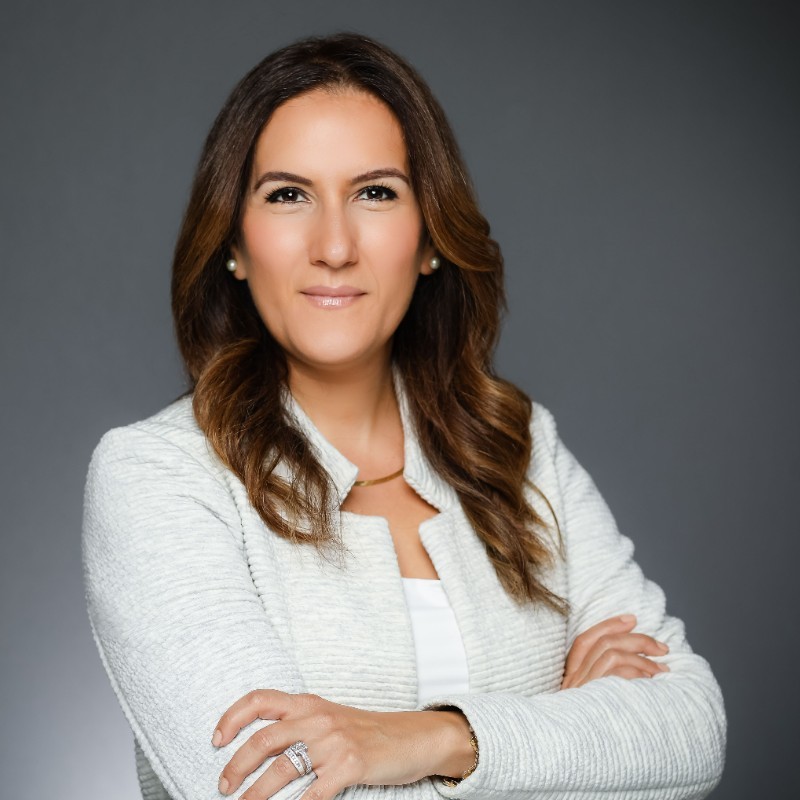 Bana Vaezian Headshot