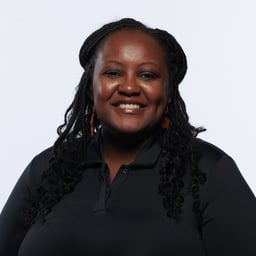 Christina Sandema-Sombe हेडशॉट