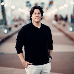 Drake Wolfe 헤드샷