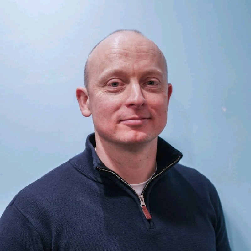 Lee Mooney Headshot