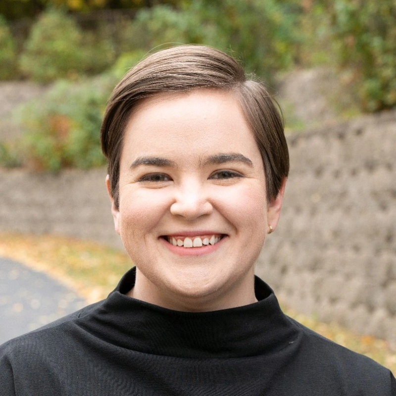 Katrina Menne Headshot