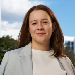 Ảnh chân dung Olympia Brikis