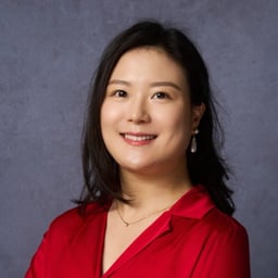 Sophia Lu Headshot