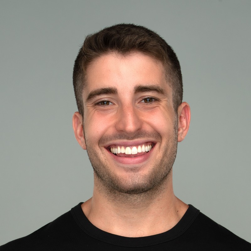 Tomas Reimers Headshot