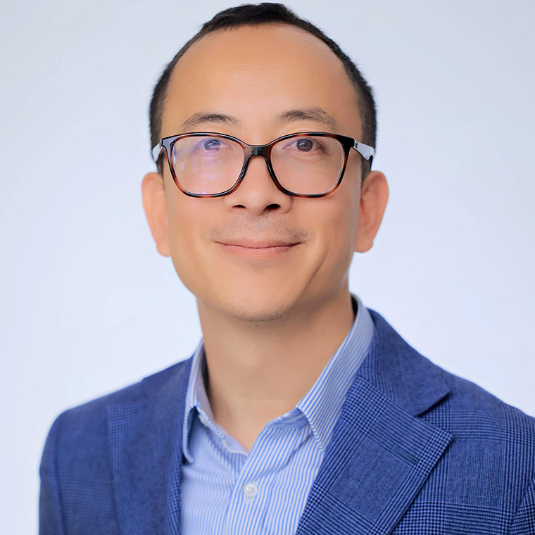 Xiaochen Zhang Headshot