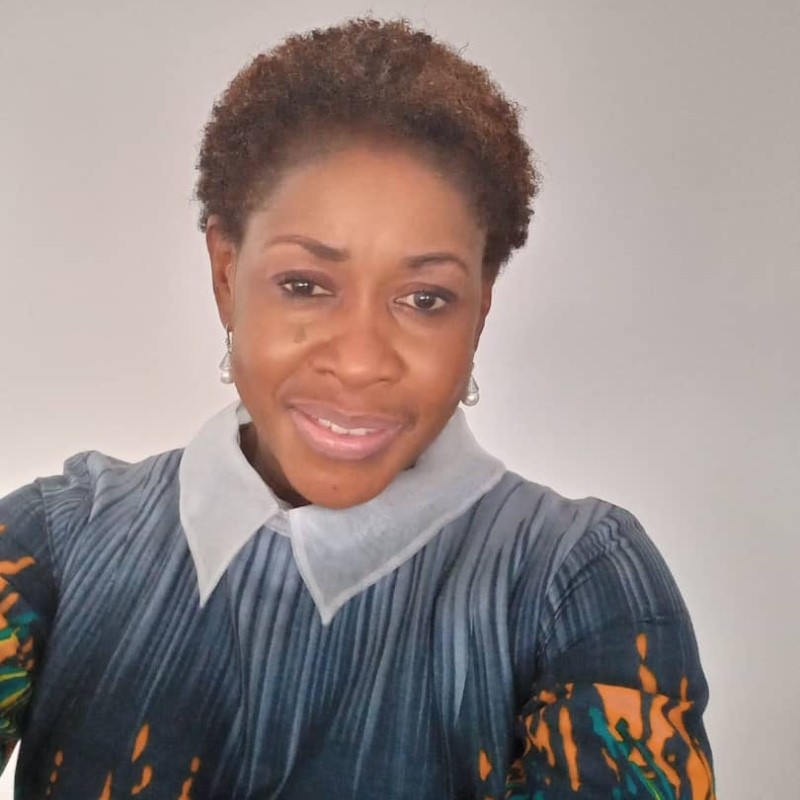 Yemi Akinrele Фотография головы