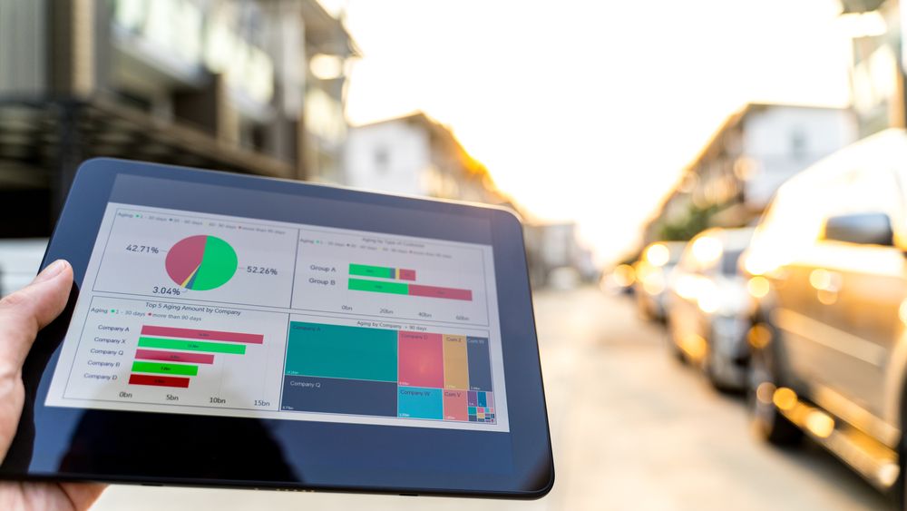 Tablet com visualização do Tableau