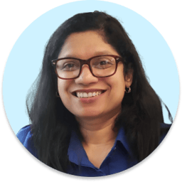 Meenal Iyer Tembakan kepala
