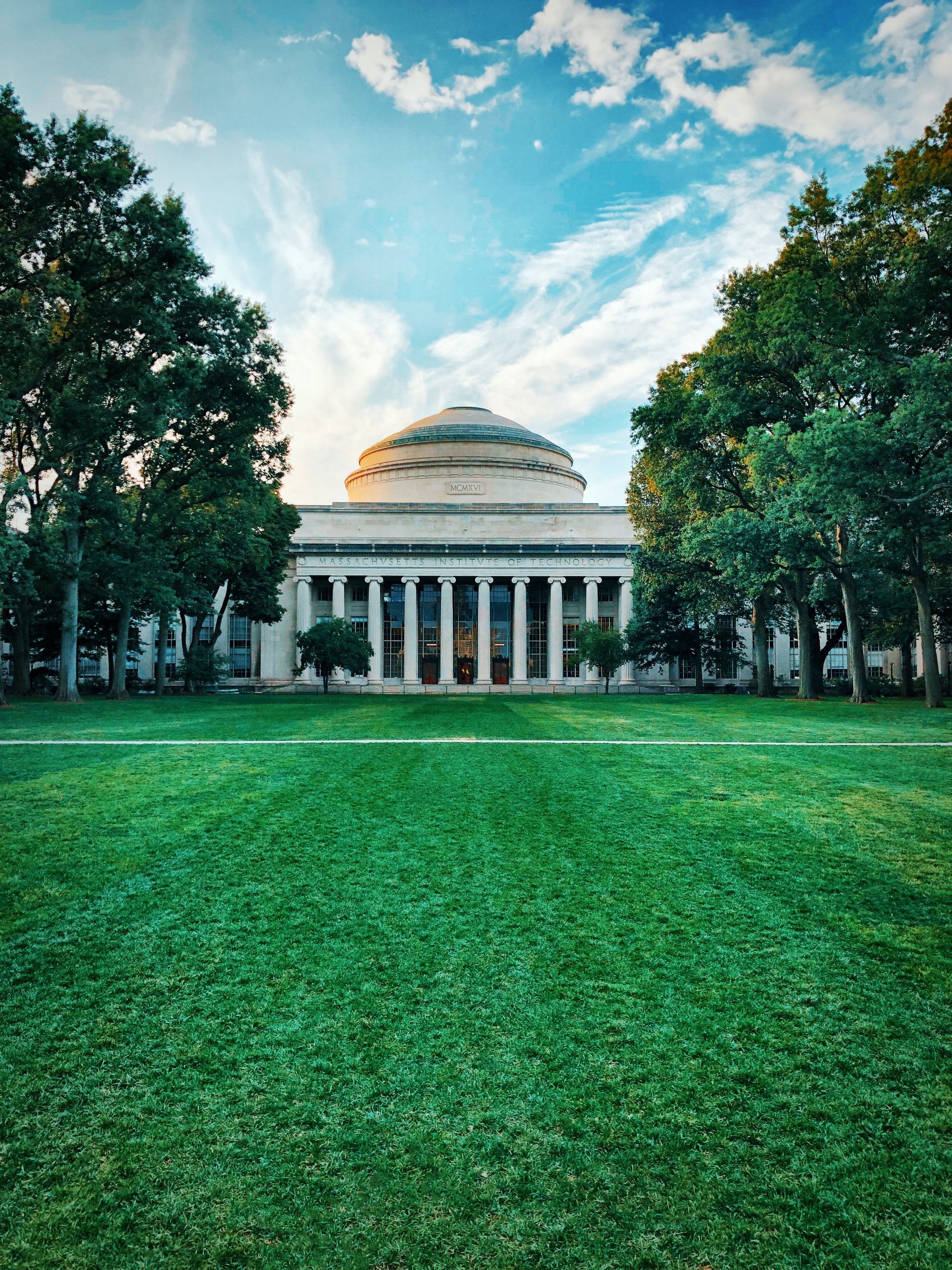 mit-university.jpg