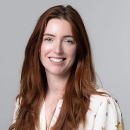 Ảnh chân dung Emily Hayward