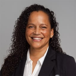 Noelle Silver Russell Headshot