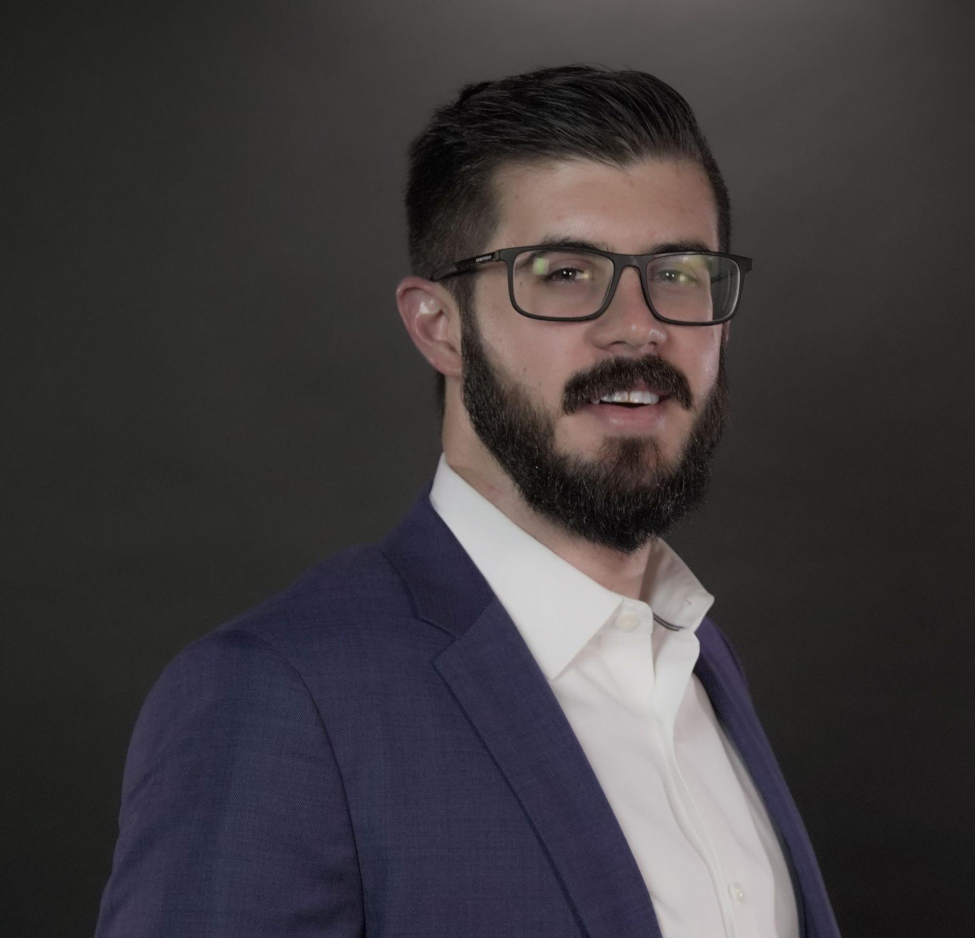 Ryan Myers Headshot
